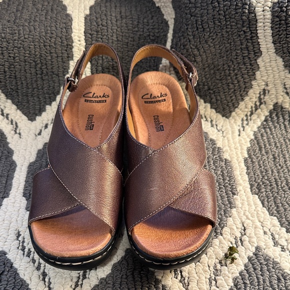 Clarks Bronze Cross-Strap Sandals - Picture 2 of 5